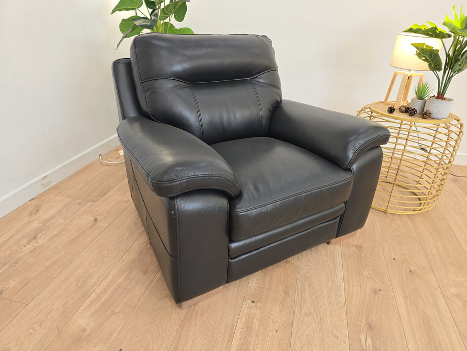 Backer Chair - Leather - Black