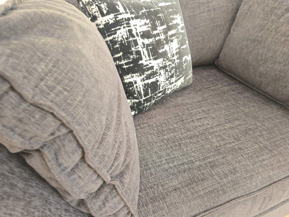 Richmond Loveseat - Fabric - Artic Anthracite/Lotus Monochrome Mix