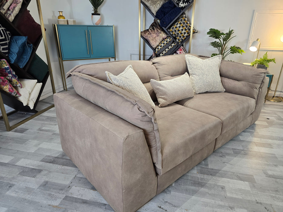 Strato 3 Seater -  Character Leather Taupe/Natural Mix