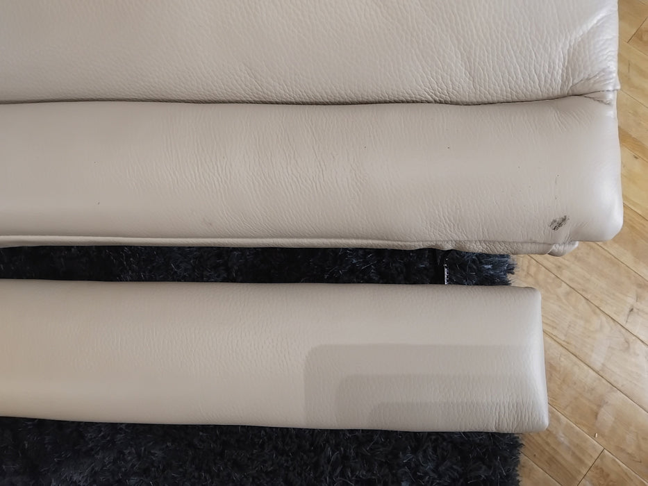 Sofology The Fratelli Leather 2.5 Seater Power Recliner/Headrest in Trusty Embossed Bone China