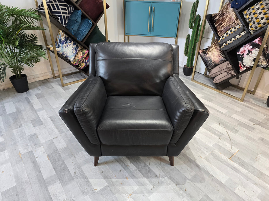 Fellini 1 Seater - Leather Chair - Hampshire Black