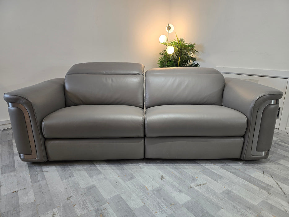 Plaza 2.5 Seater - Trusty Embossed Leather Elephant