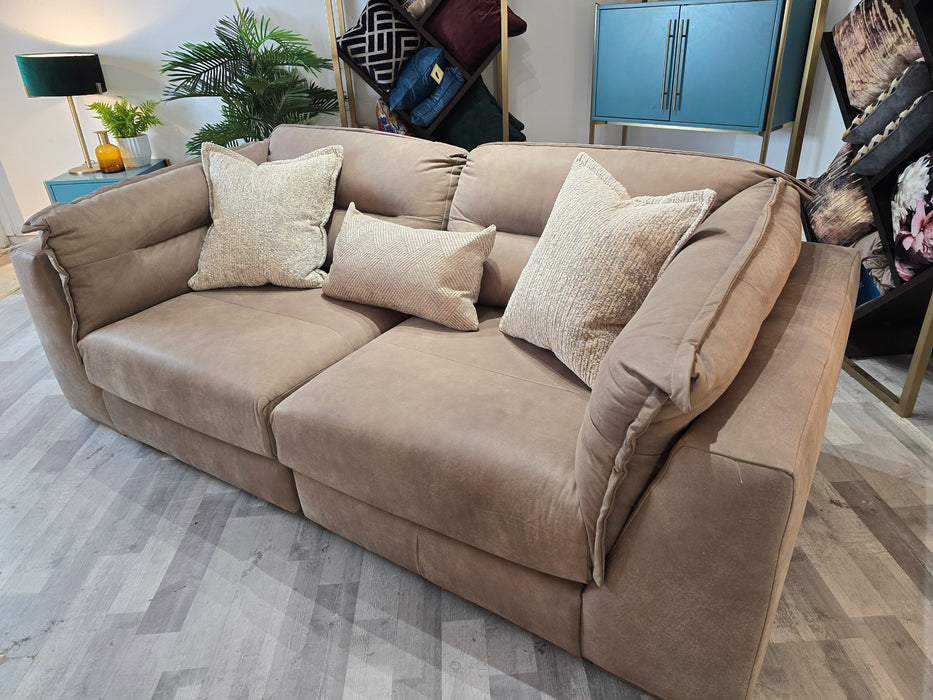 Strato 3 Seater -  Character Leather Taupe/Natural Mix